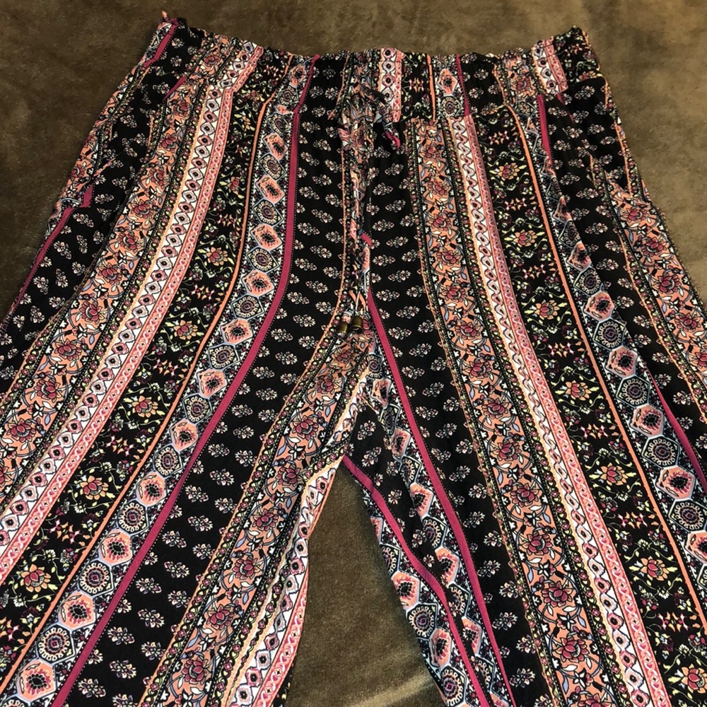 Flower Print/Striped Pants